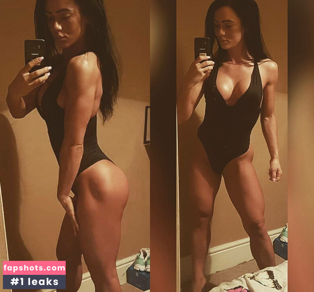 Suzy Hanah gallery photo #13