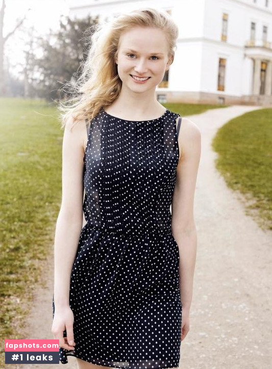 Svea Bein nude babe gallery