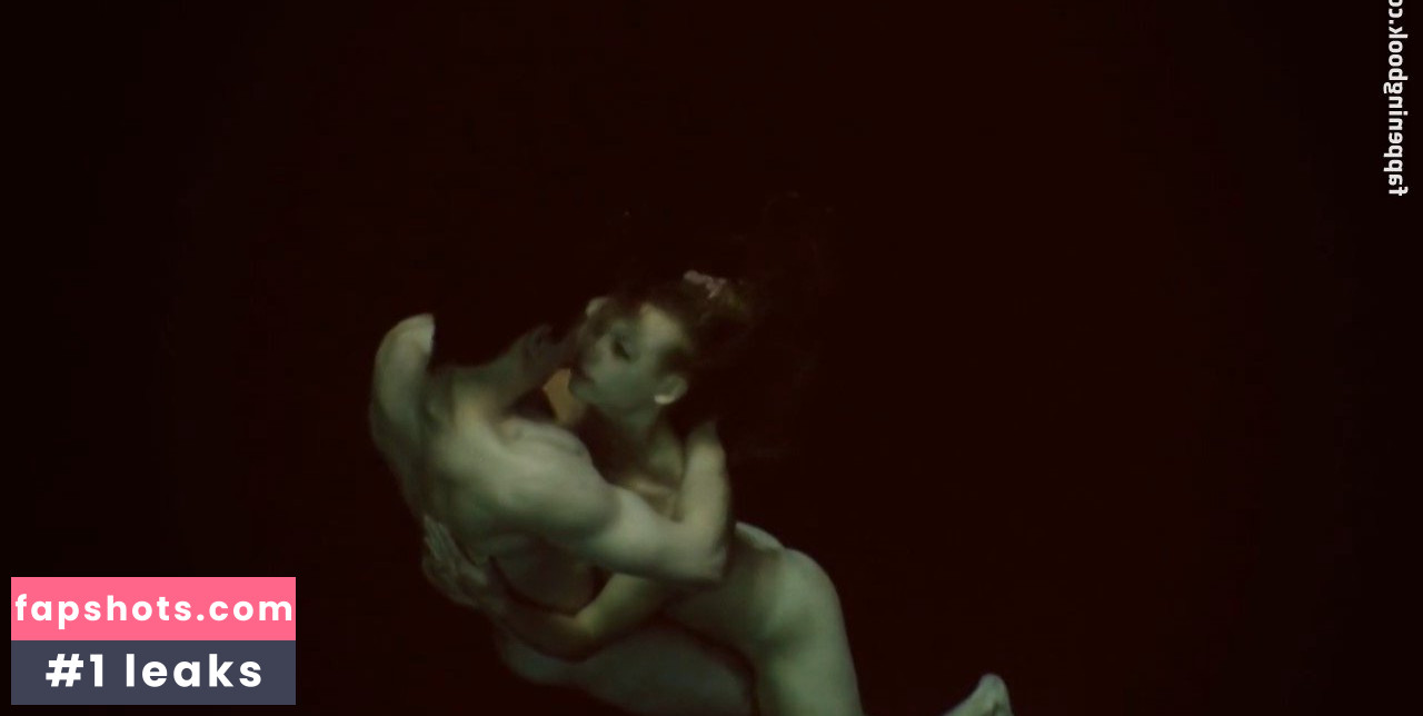 Svetlana Ustinova gallery photo #3