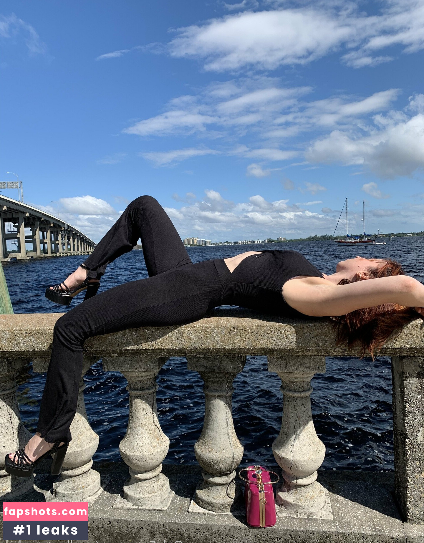 swallowpeaches Nude Leaks OnlyFans Photos #32 - LeakJerk