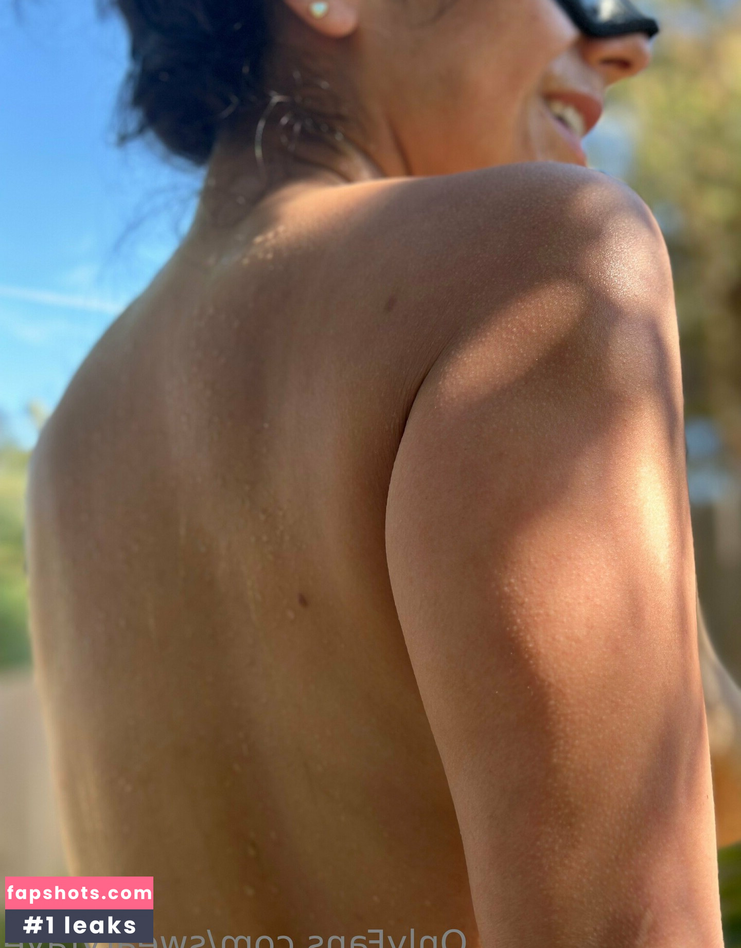 sweatyfaye gallery photo #5