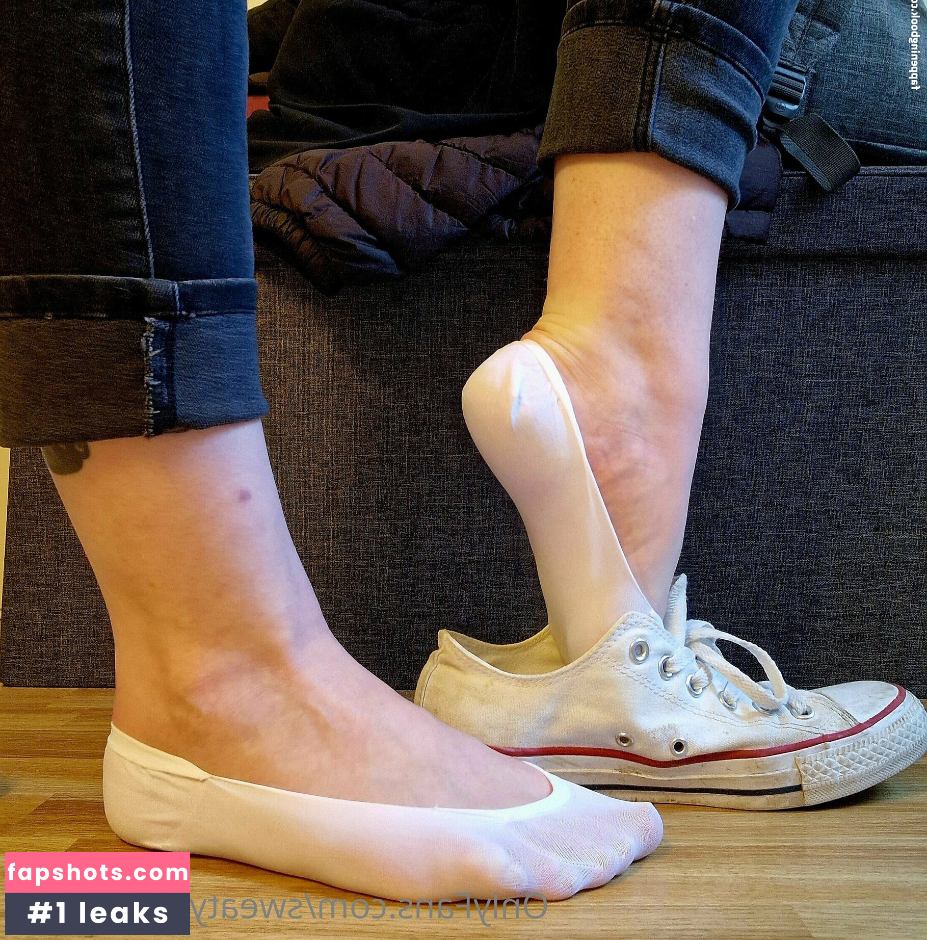 sweatygamingfeet Nude Leaks OnlyFans Photos #14 - LeakJerk