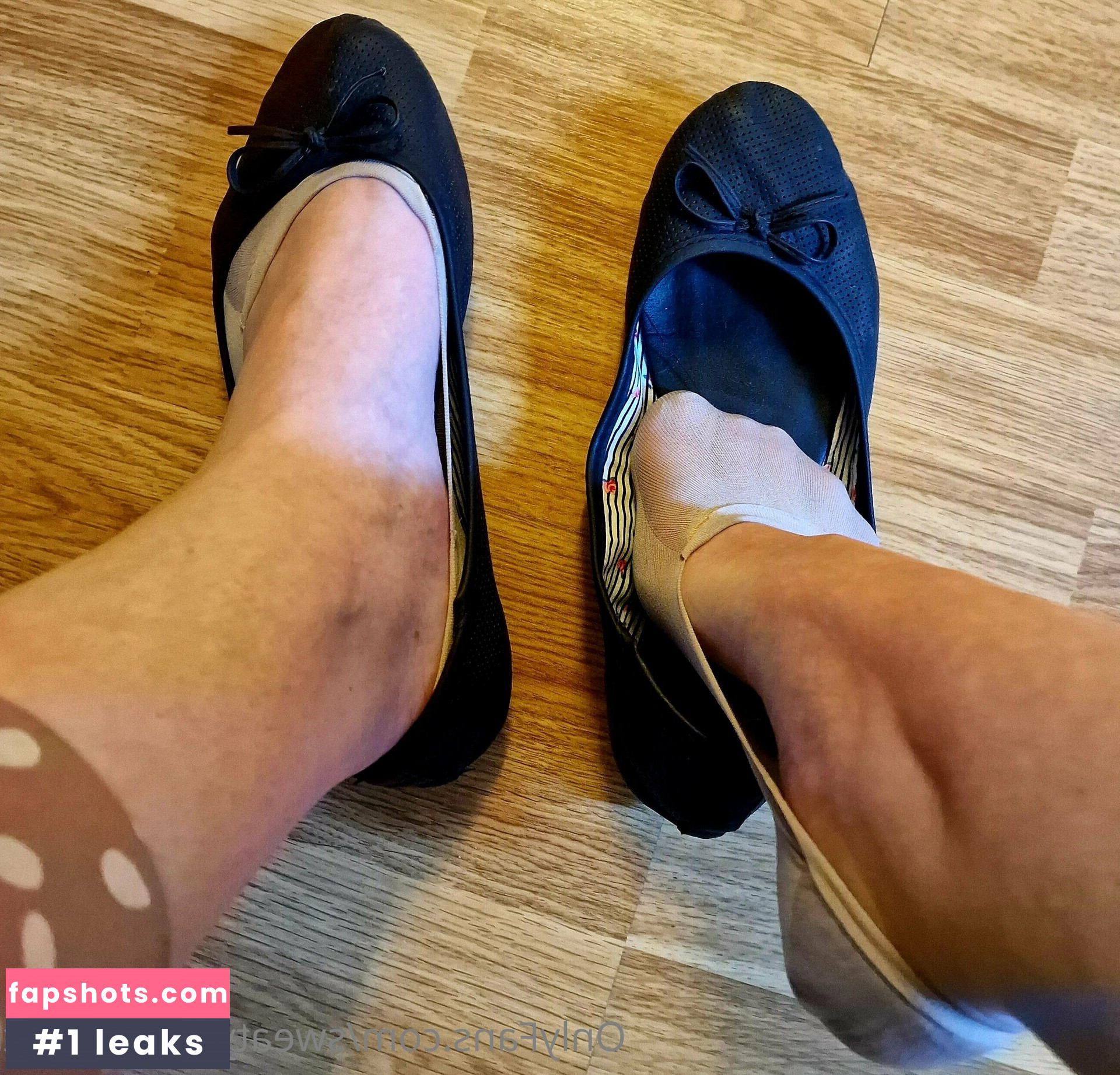 sweatygamingfeet Nude Leaks OnlyFans Photos #5 - LeakJerk