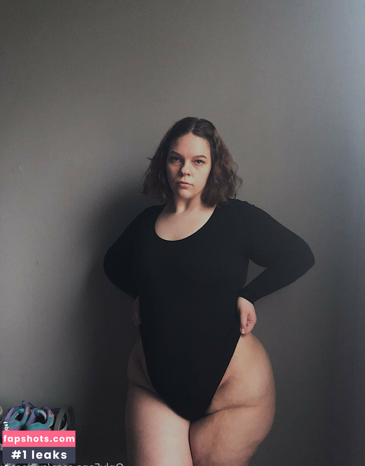 Sweeet_V gallery photo #24