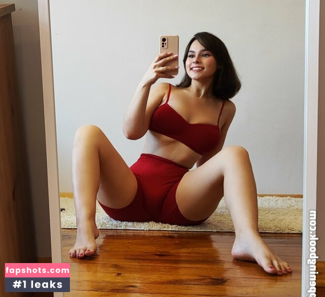 Sweet Emily gallery photo #25