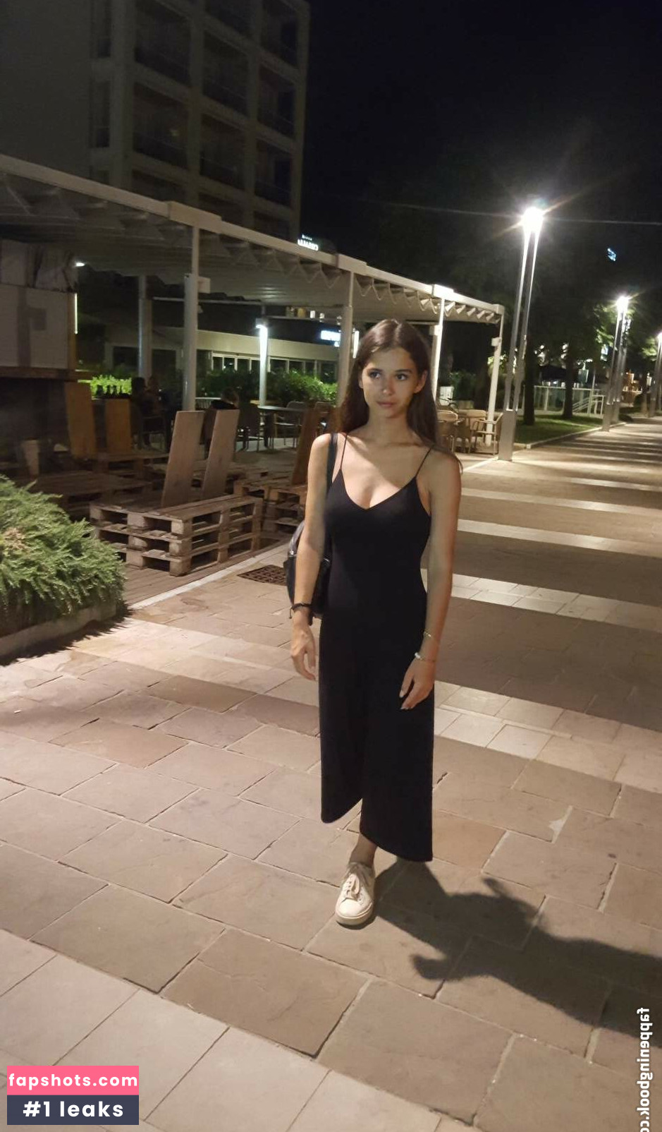 Sweet Kayley gallery photo #24