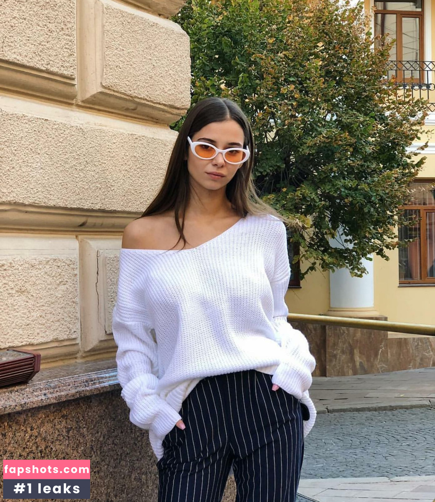 Sweet Kayley gallery photo #37