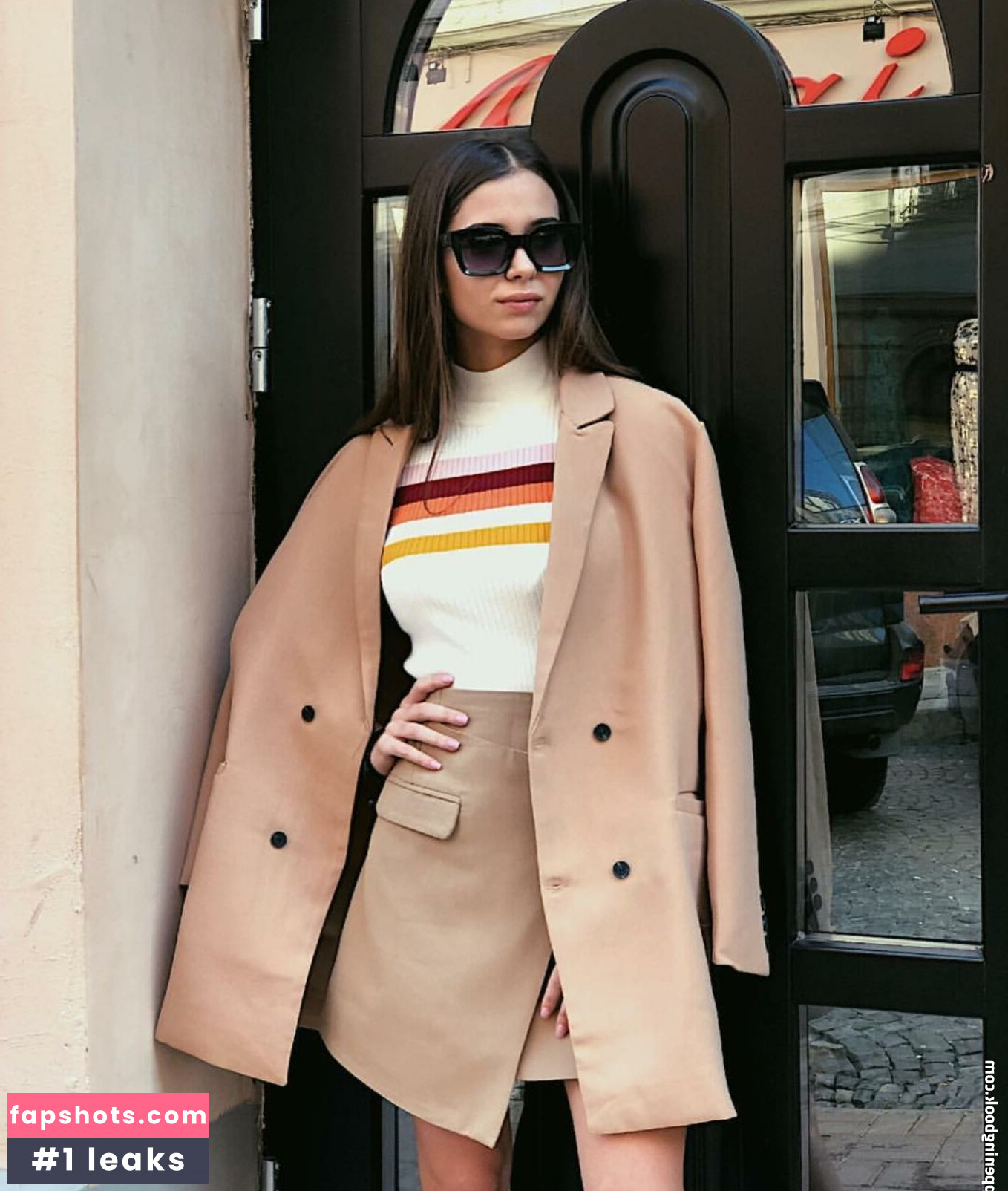 Sweet Kayley gallery photo #42