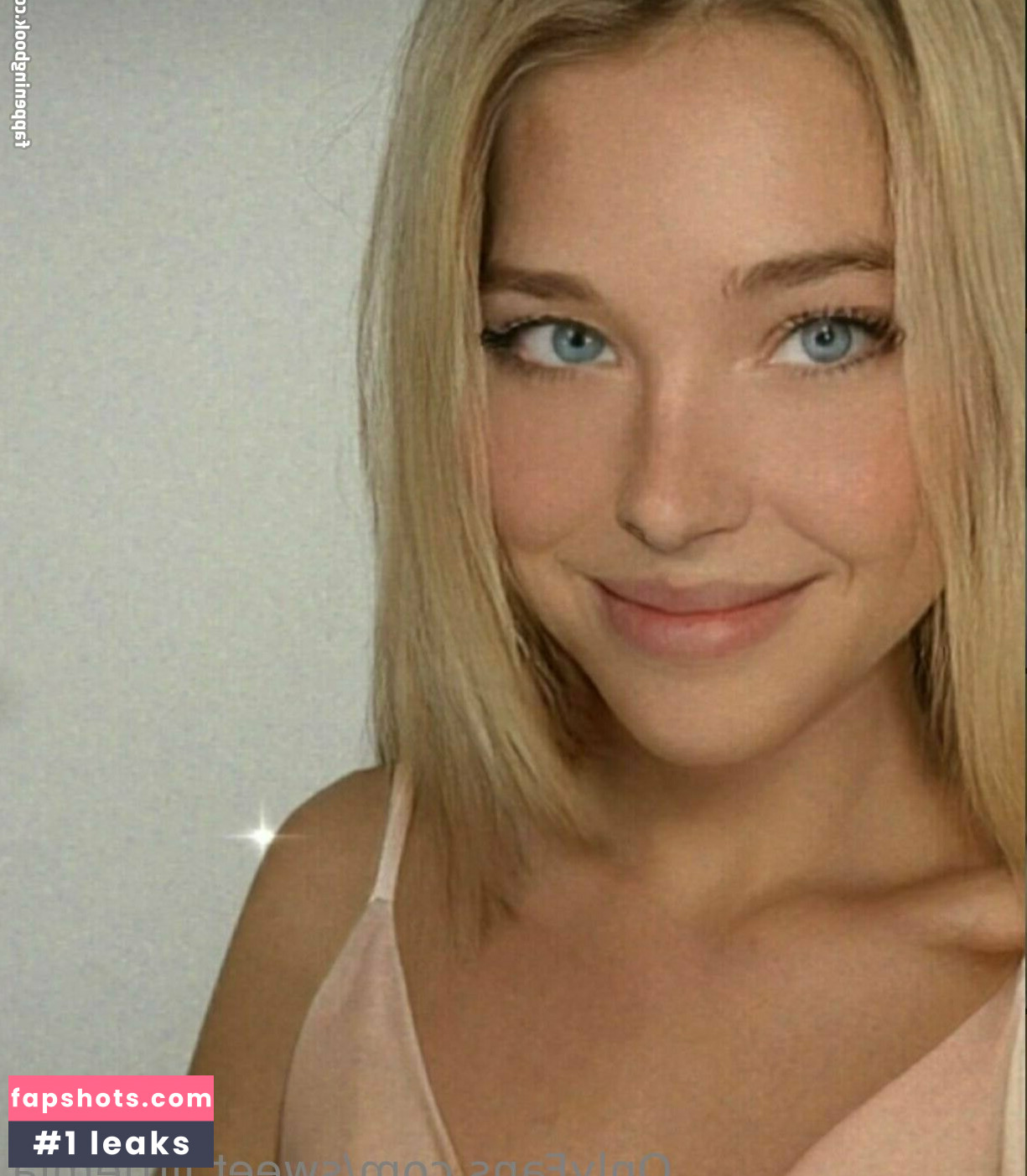 sweet.littlemia gallery photo #23