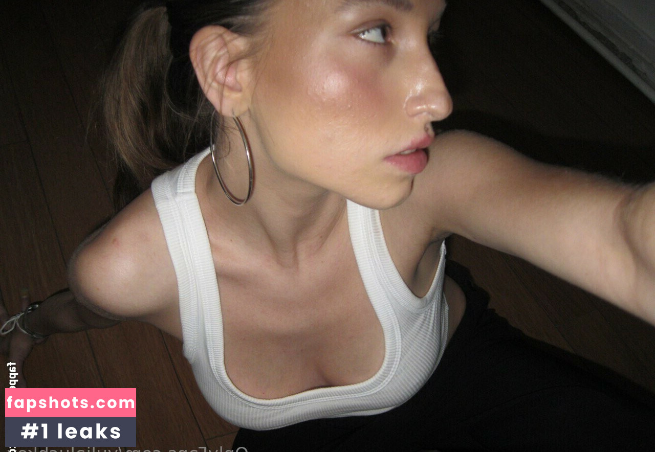 Sweet_Yulia gallery photo #6