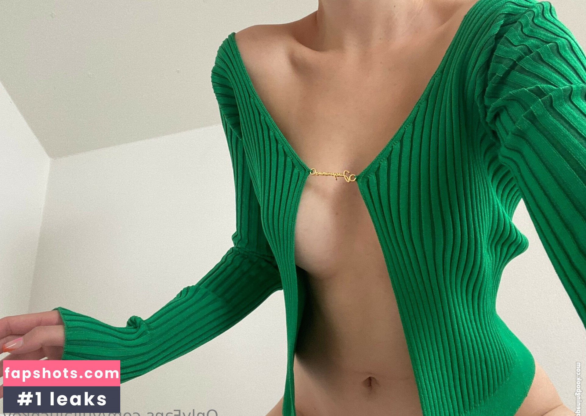 Sweet_Yulia gallery photo #8