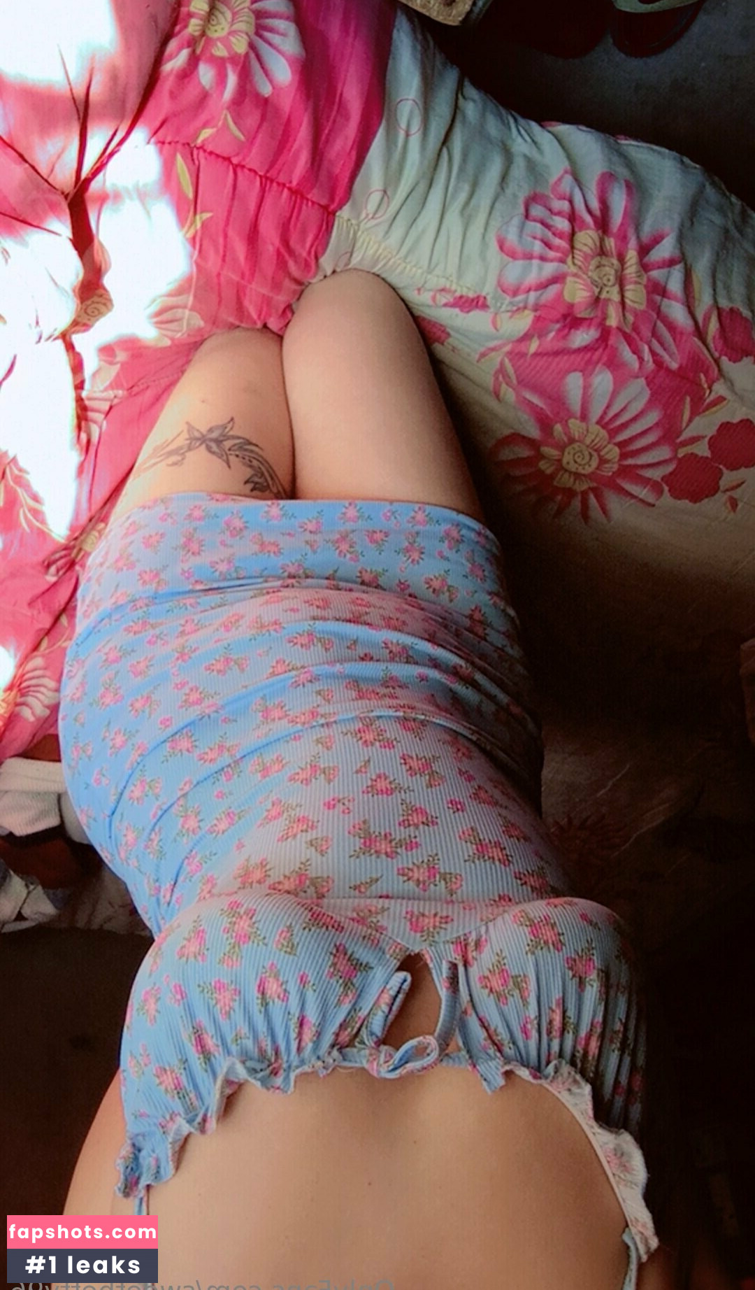 sweetbetty96 nude babe gallery