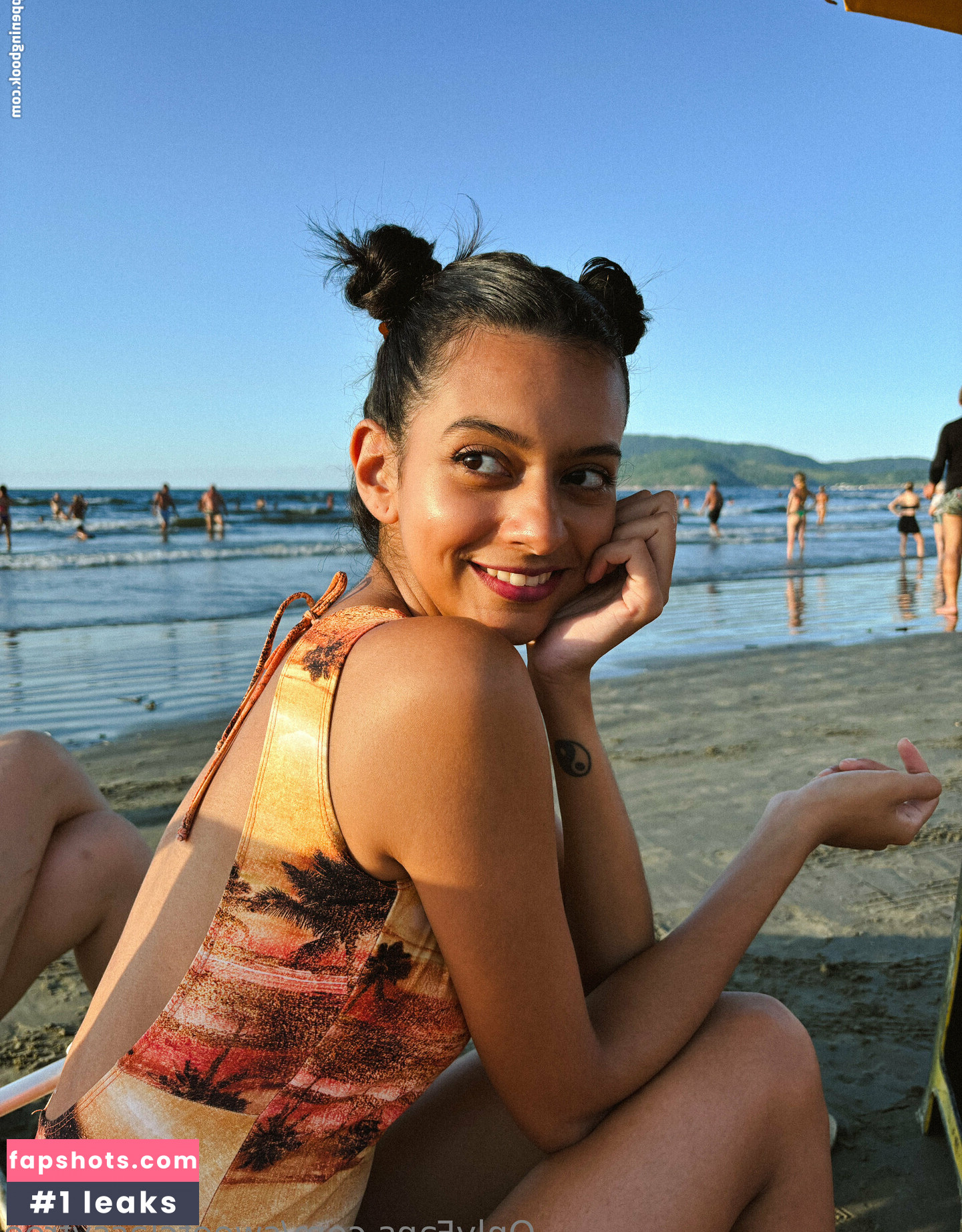 sweetclassyfree gallery photo #36