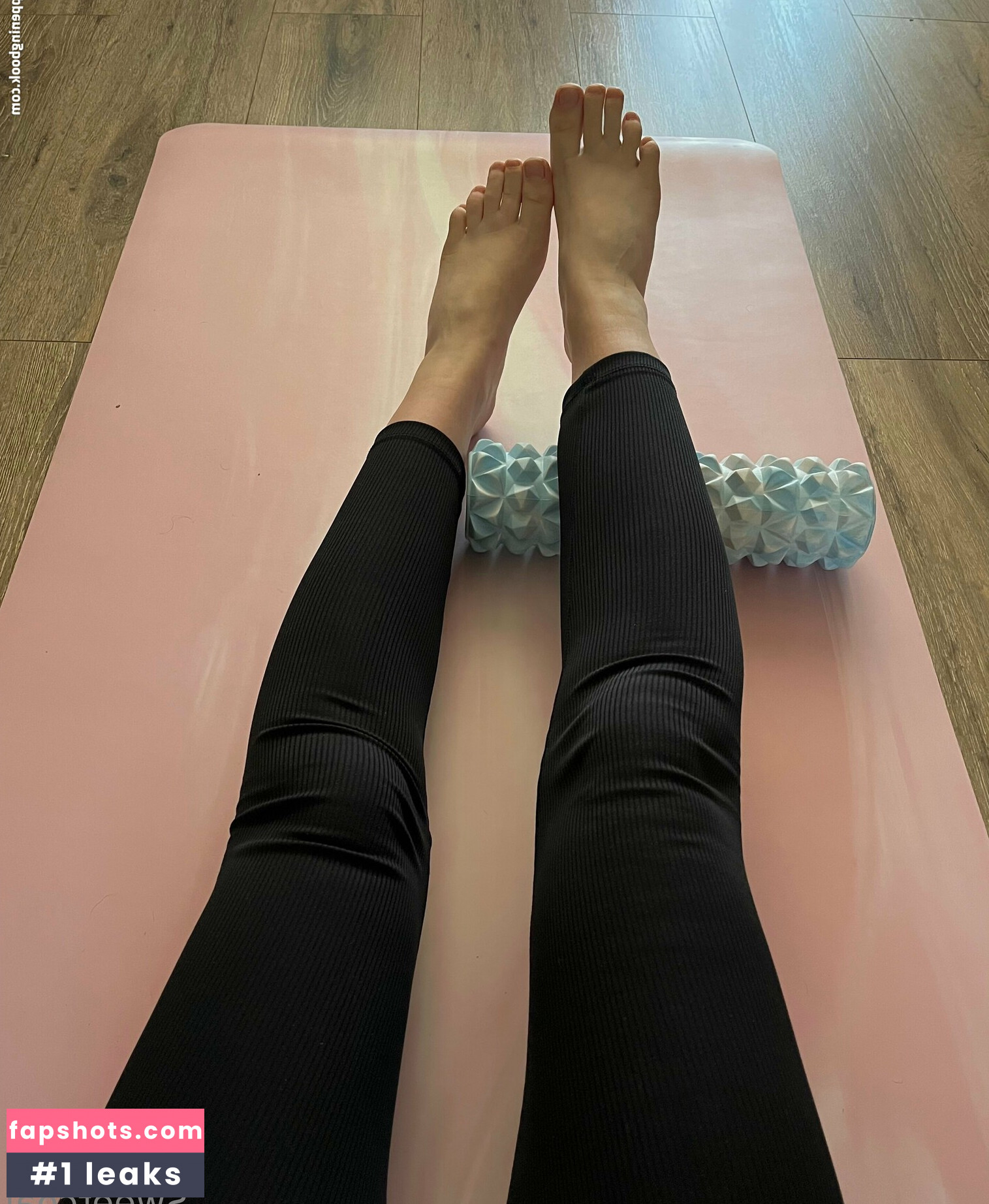 sweetcoalfeet nude babe gallery