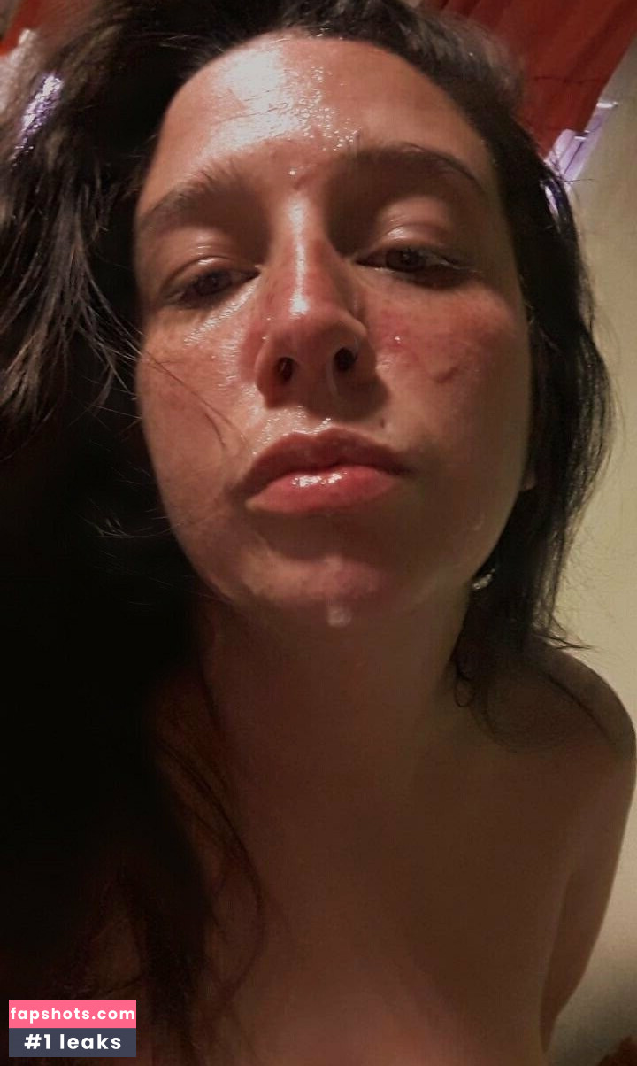 sweetdevil66 gallery photo #4