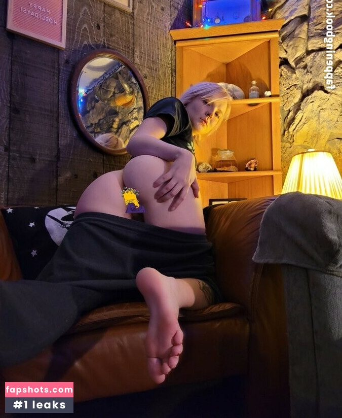 sweetfaebelle gallery photo #33