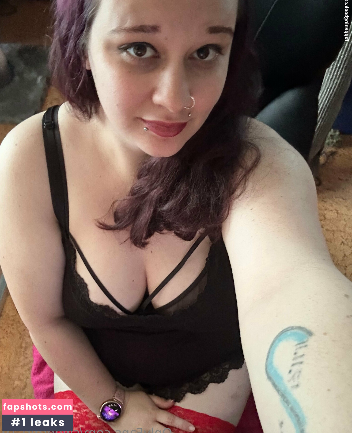 sweetgirl-19 gallery photo #2