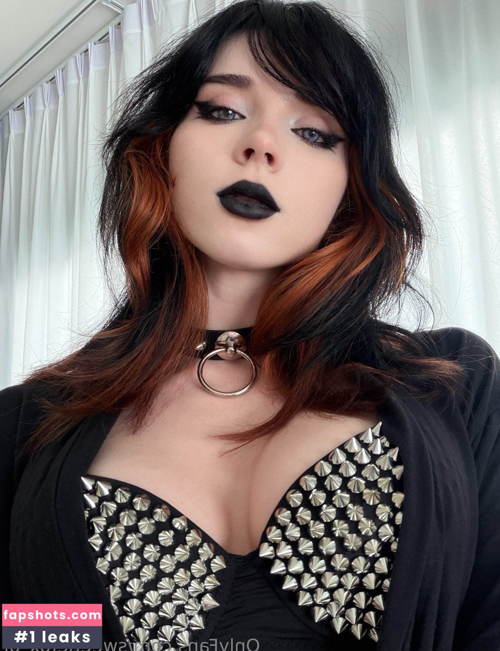 Sweetie Fox gallery photo #521