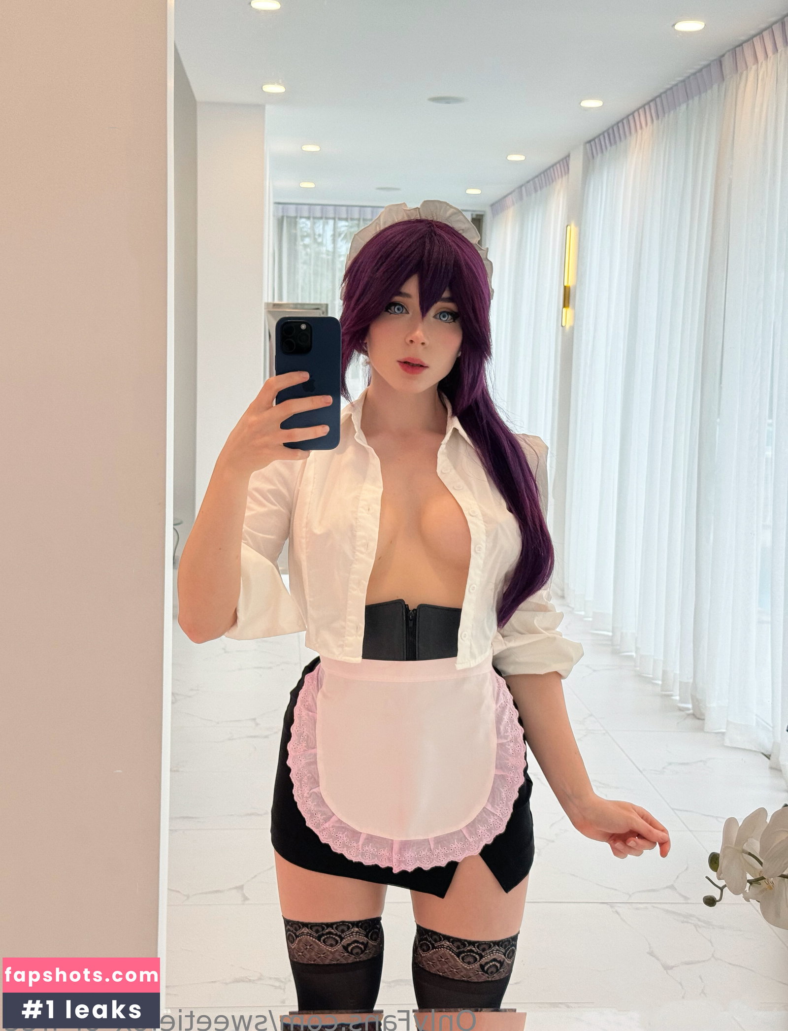 Sweetie Fox gallery photo #569