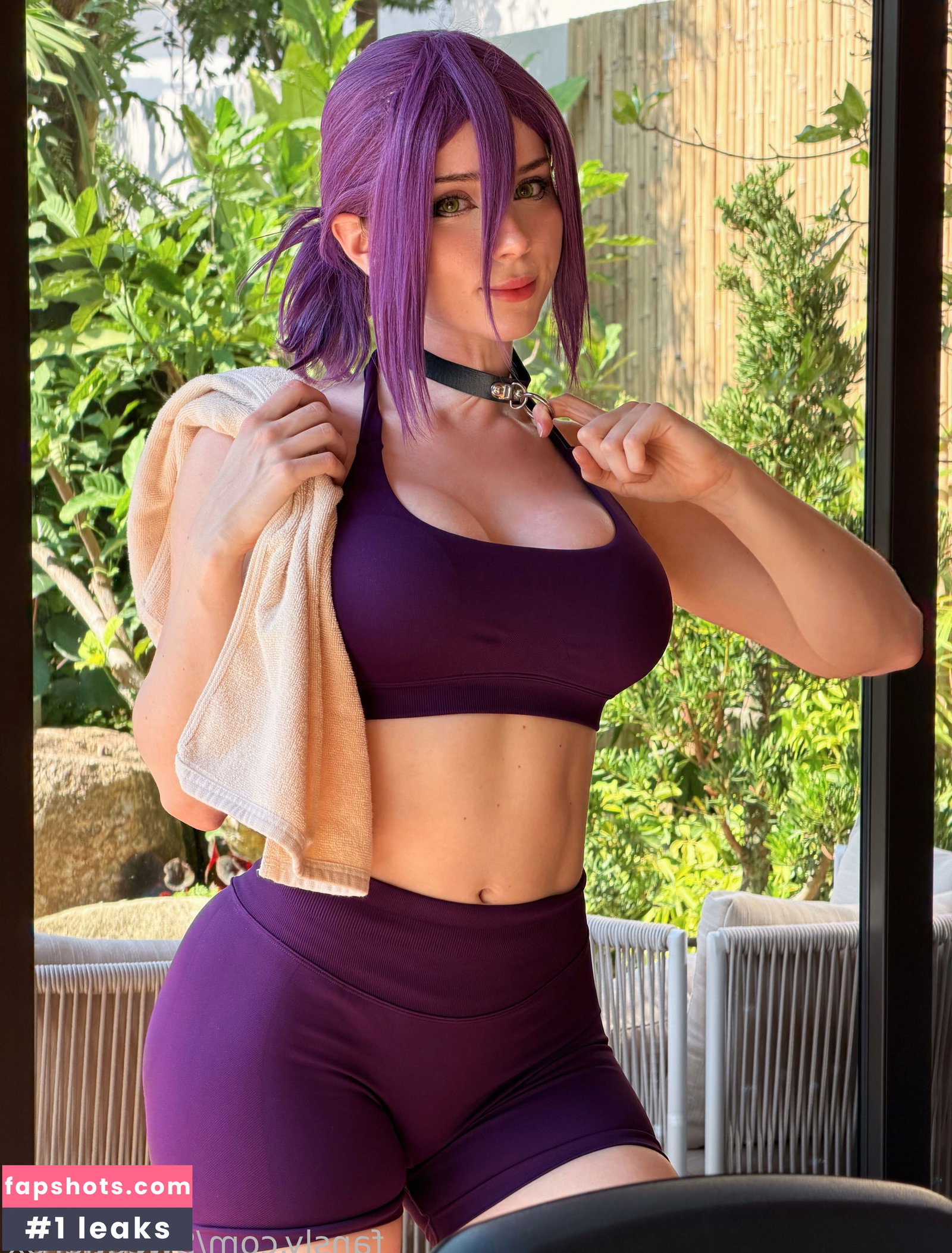 Sweetie Fox gallery photo #989