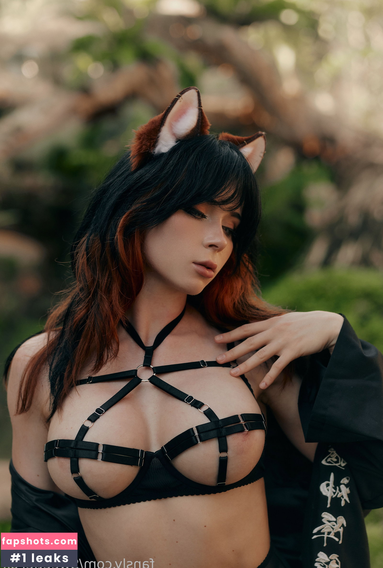 Sweetie Fox gallery photo #994