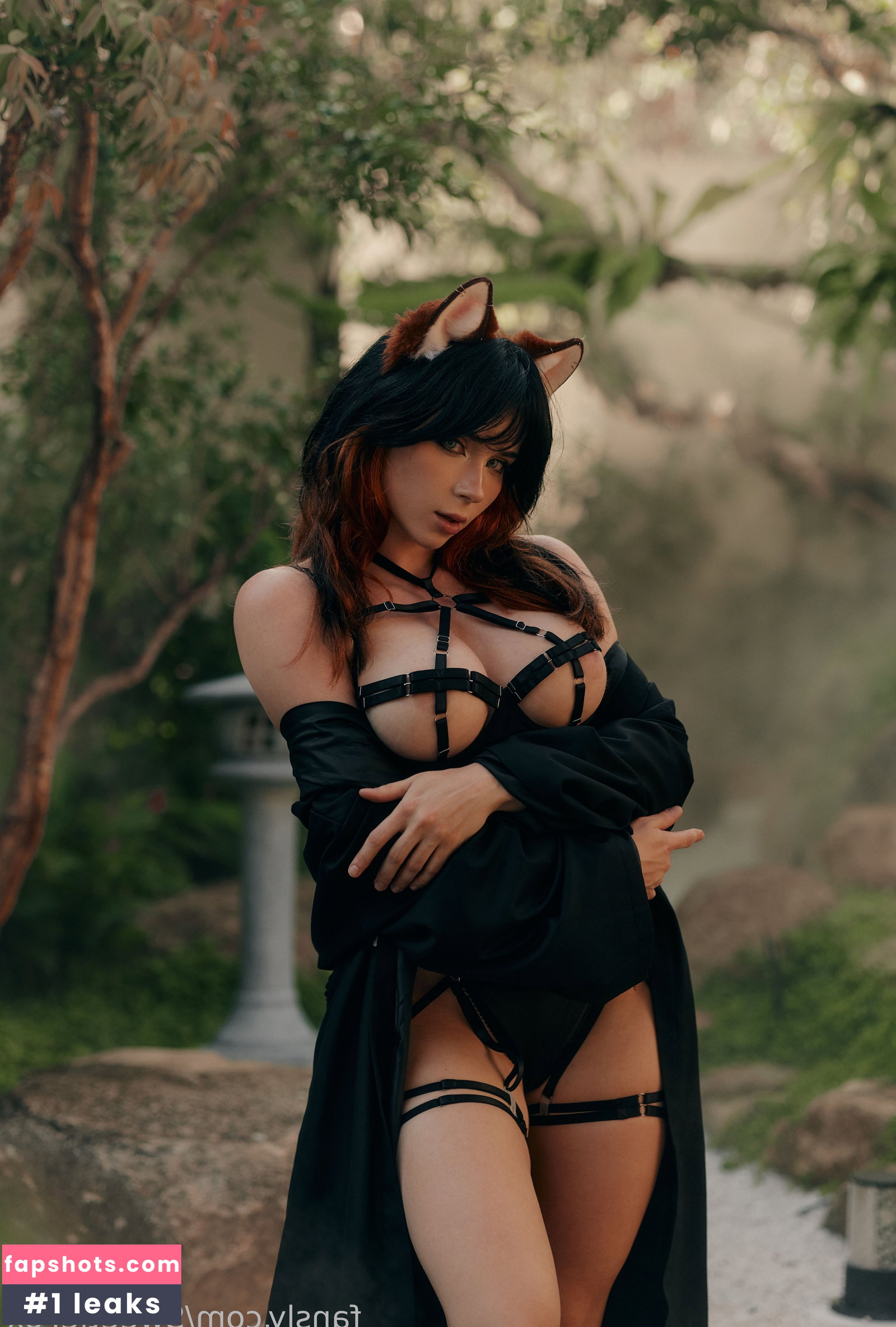 Sweetie Fox gallery photo #995