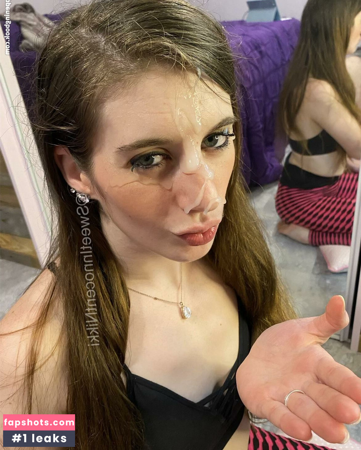 SweetInnocentNikki gallery photo #2