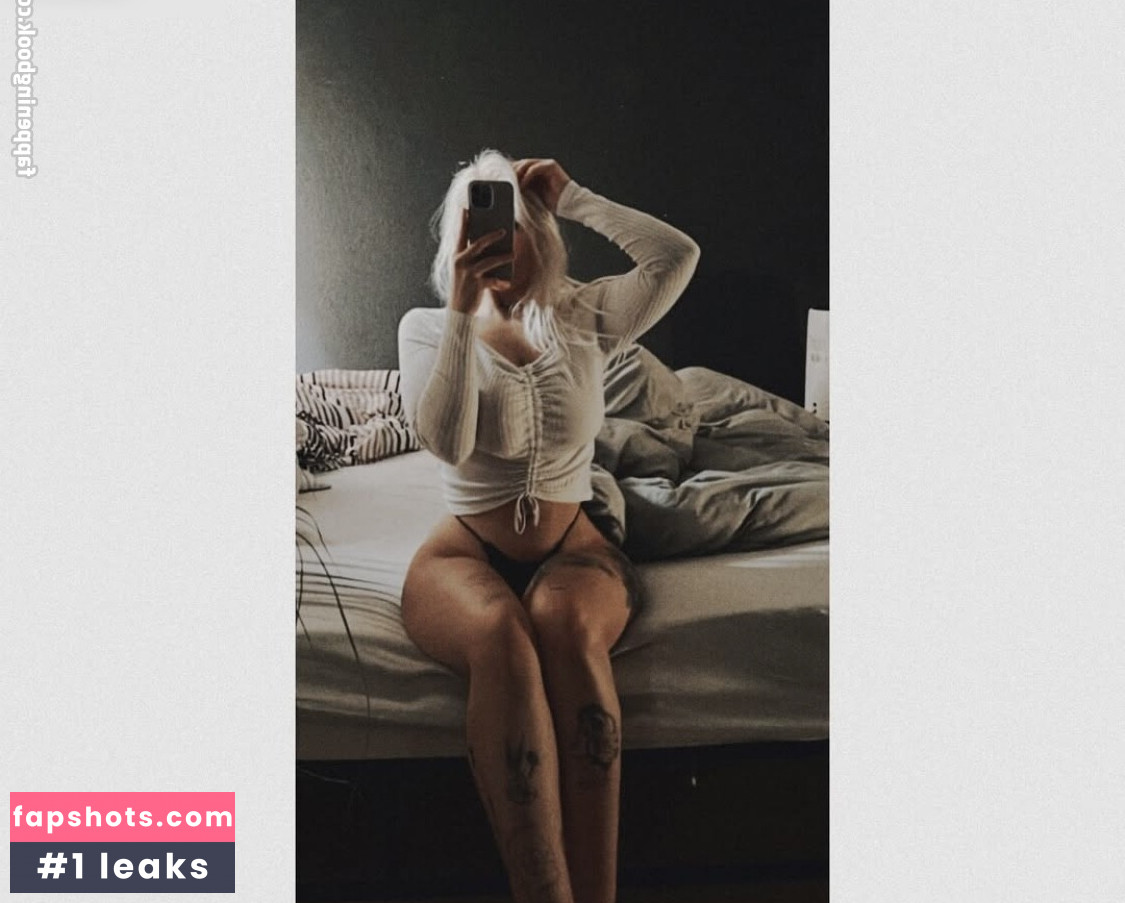 Sweetlis / Lis Lissy Nude Leaks OnlyFans Photos #14 - LeakJerk