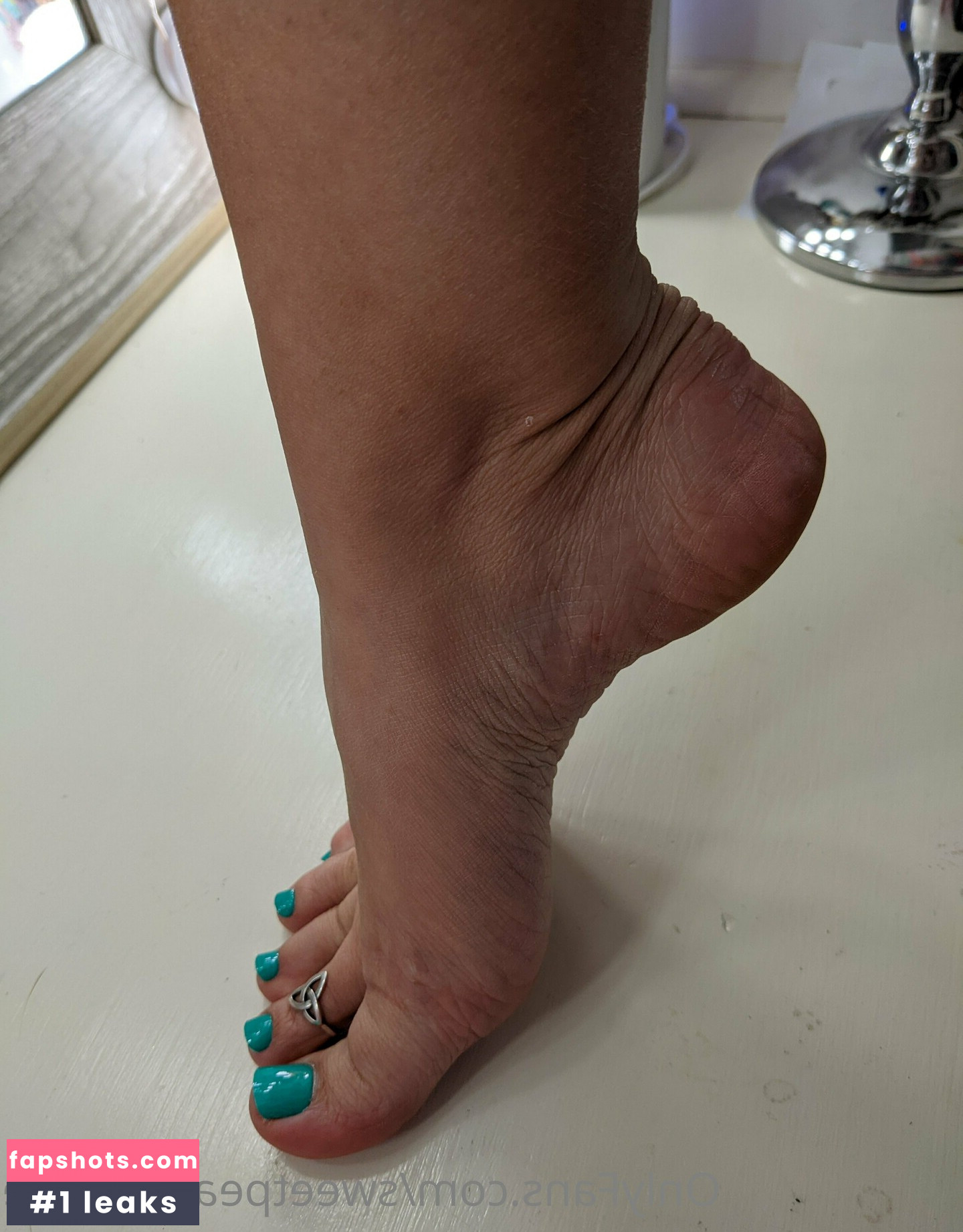 sweetpeacheslane gallery photo #52