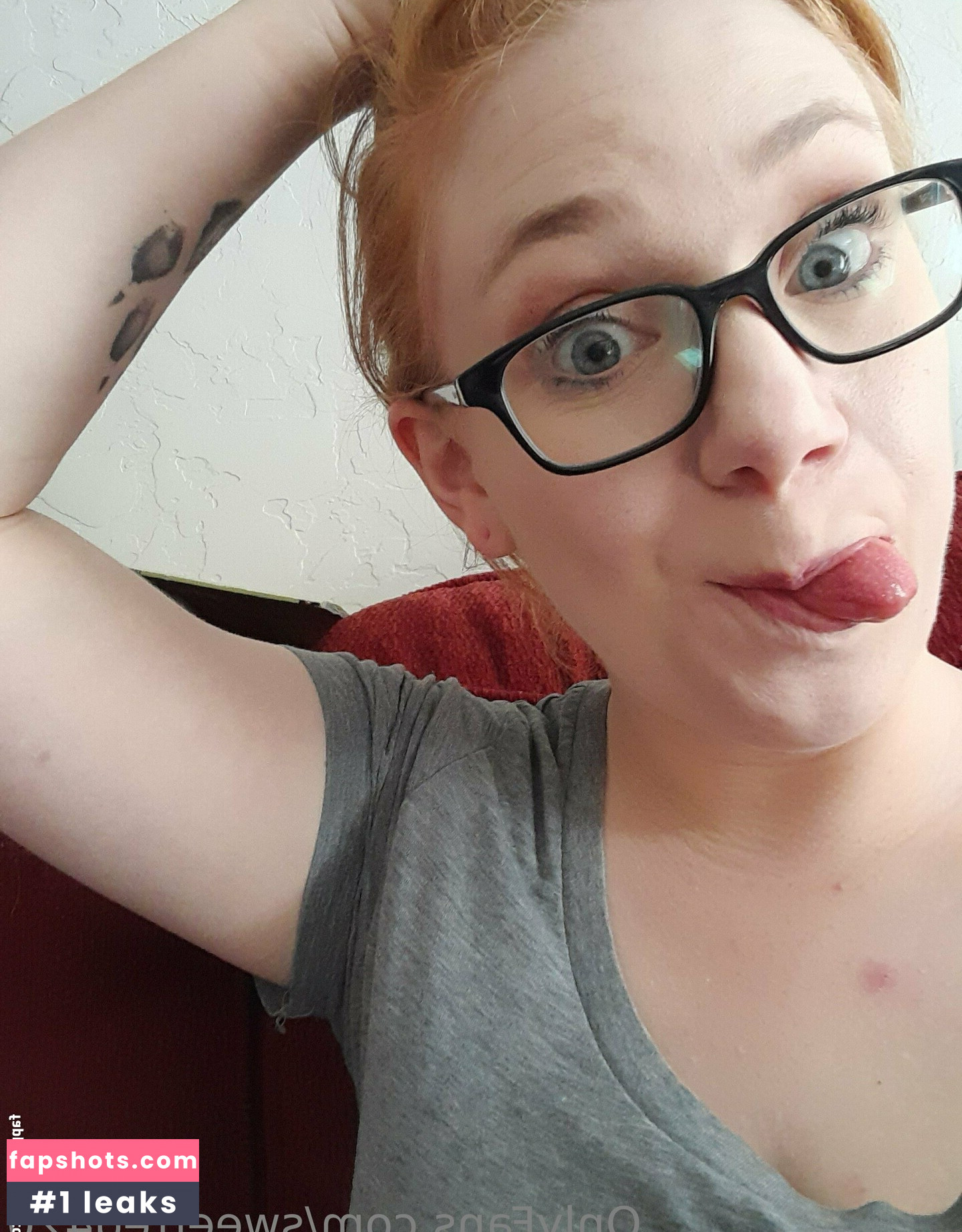 sweetred420 gallery photo #7