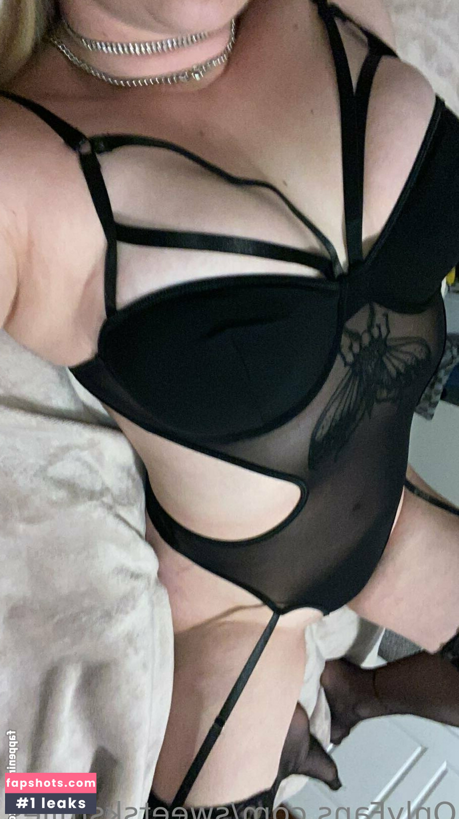 sweetsksmiles nude babe gallery