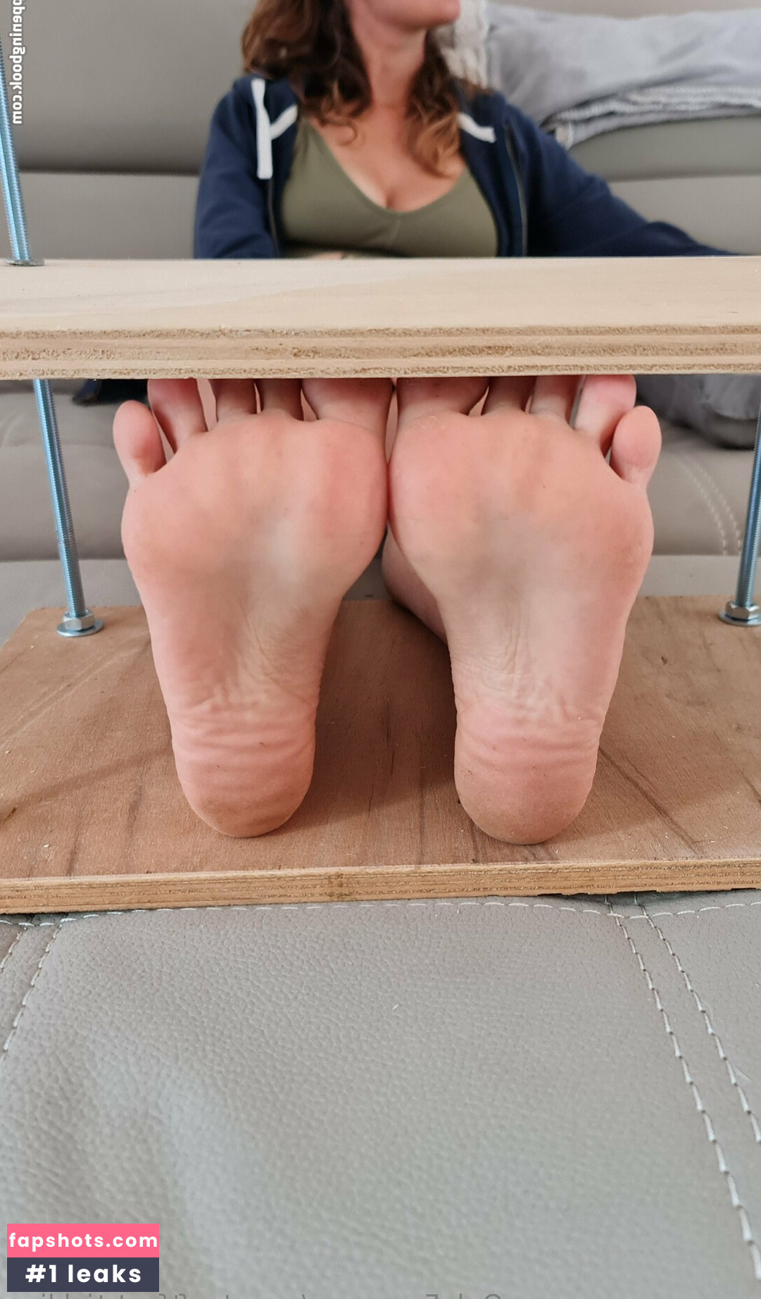 sweetsoftfeet-tickling gallery photo #4