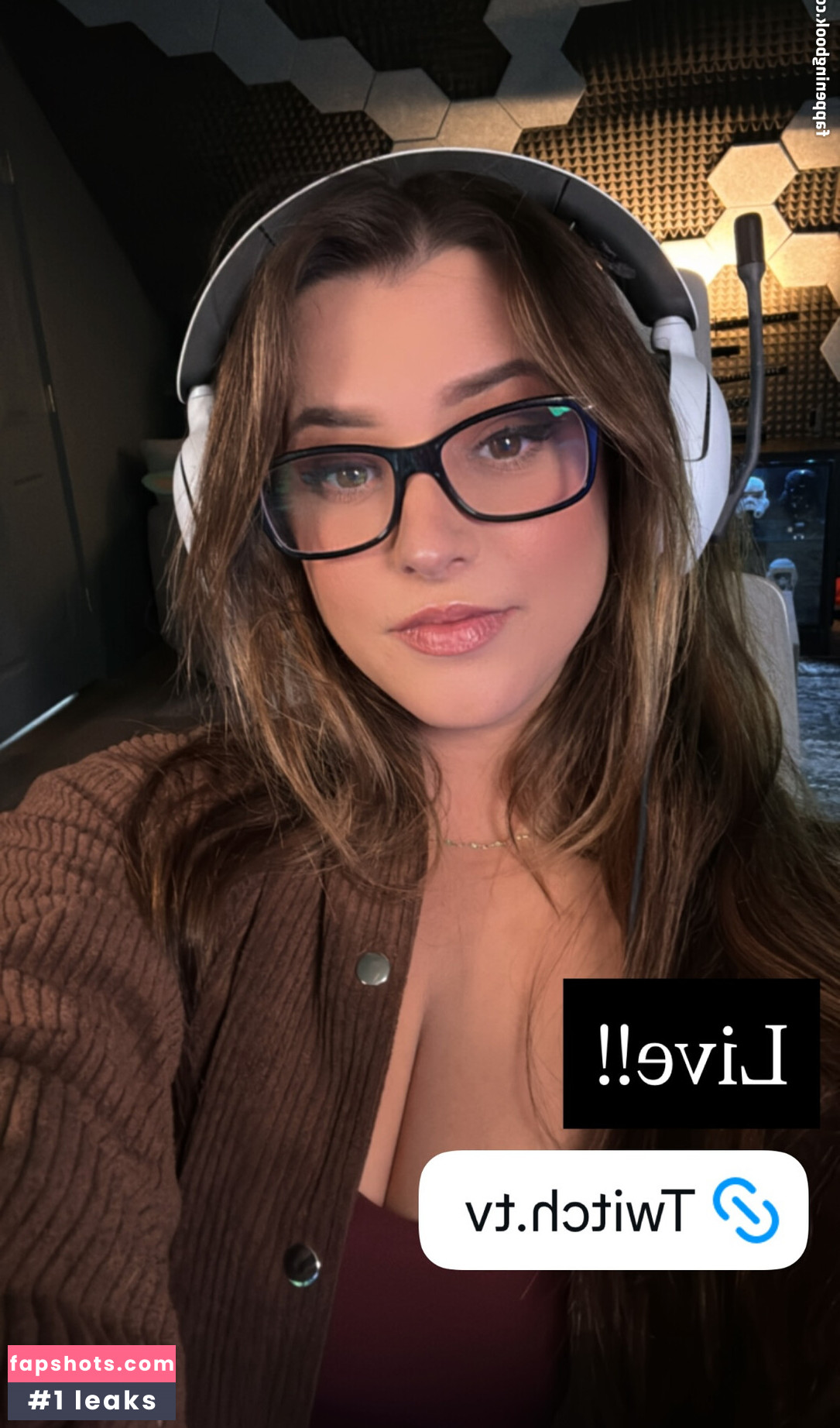 SweetTails Nude Leaks OnlyFans Photos #2 - Fapshots