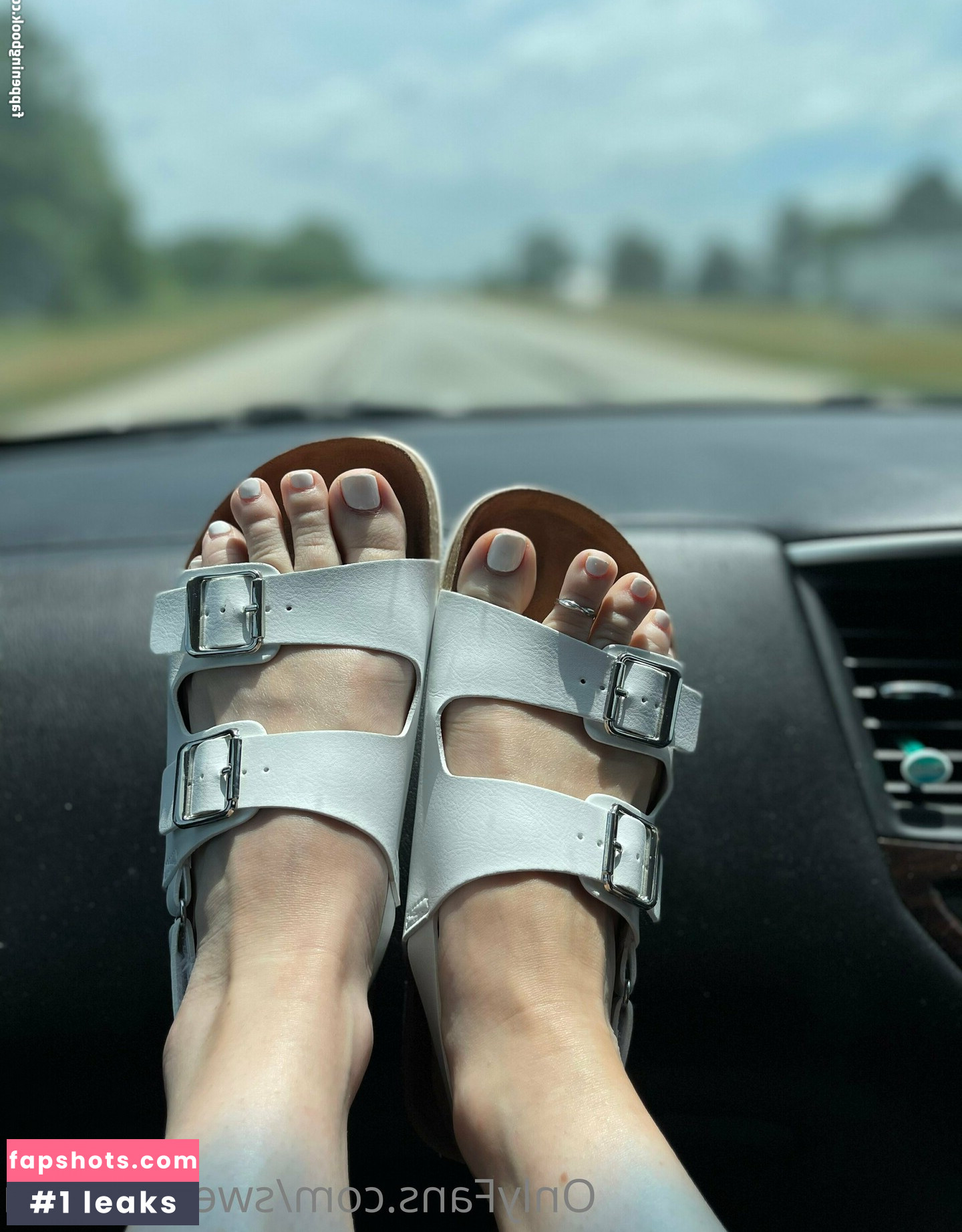 sweettoes4u Filtración Desnuda OnlyFans Foto #17 - Fapshots