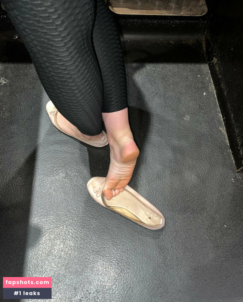 sweetyfeetys_03 gallery photo #34