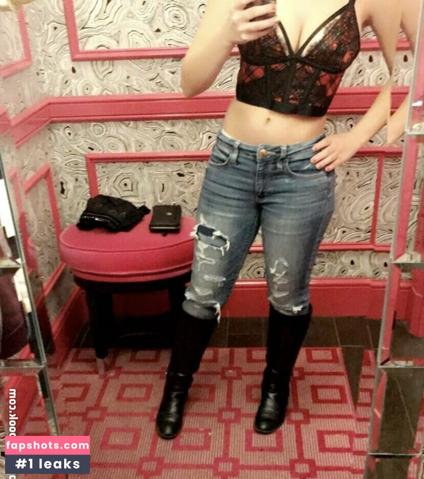 swildcatehigh1997 nude babe gallery