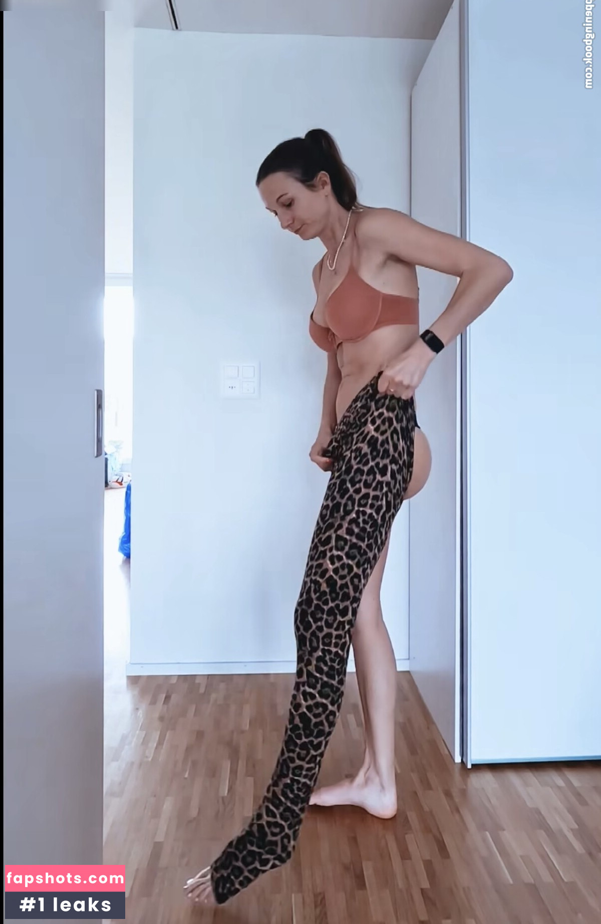 swiss_claudi Nude Leaks OnlyFans Photos #7 - Fapshots