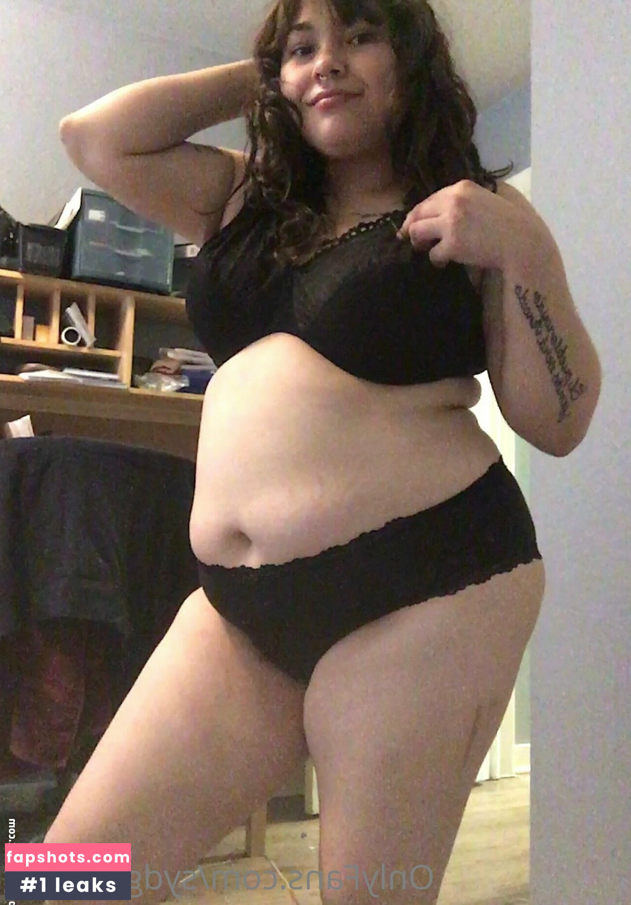 sydgettinbig gallery photo #41