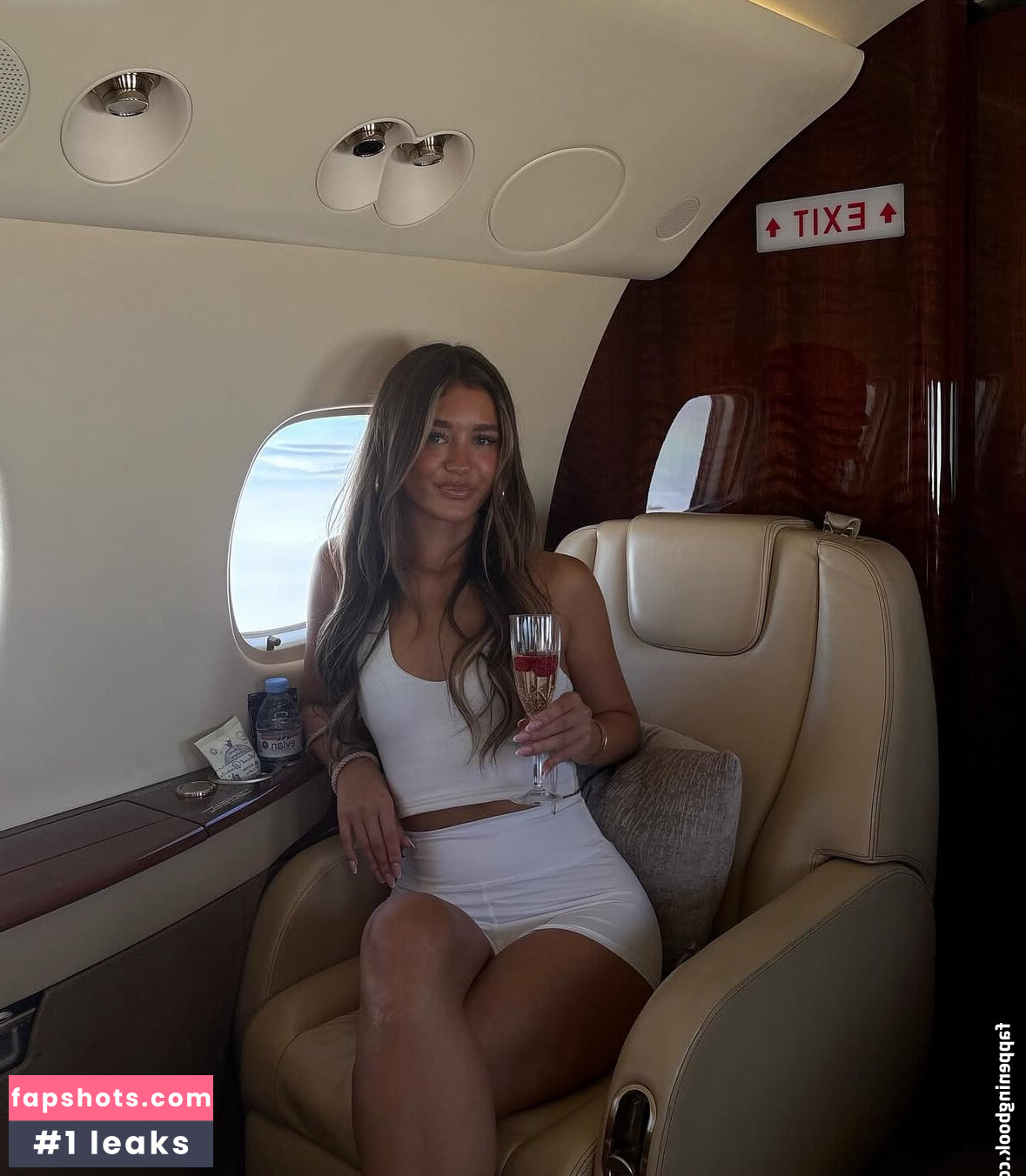 Sydney Ramolla Nude Leaks OnlyFans Photos #12 - LeakJerk