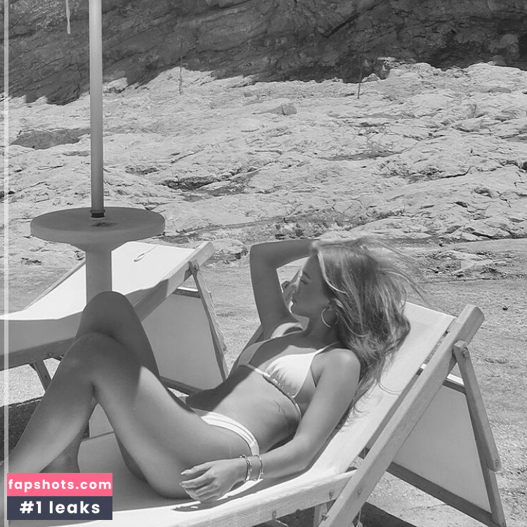 Sydney Ramolla Nude Leaks OnlyFans Photos #35 - LeakJerk