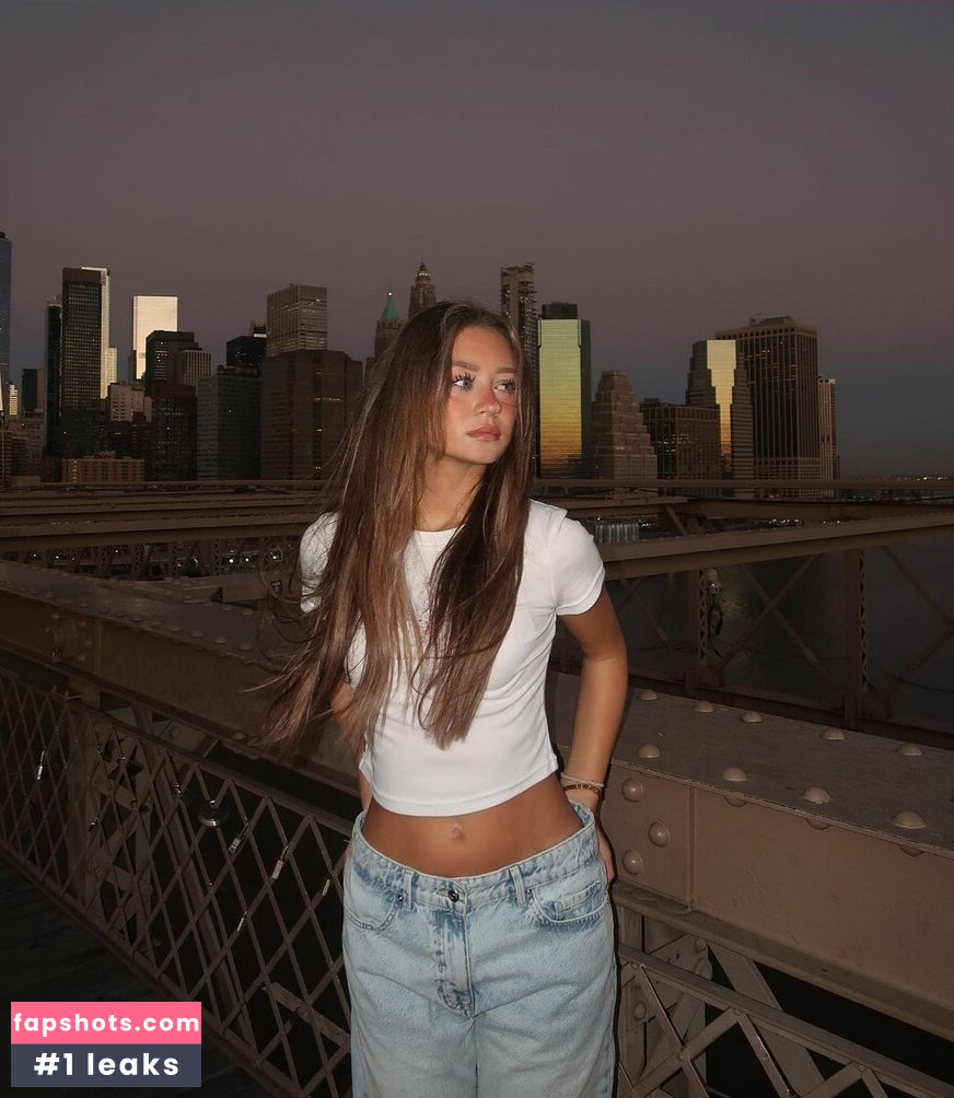 Sydney Ramolla gallery photo #184