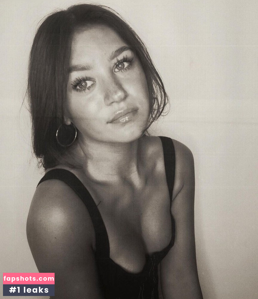 Sydney Ramolla gallery photo #291