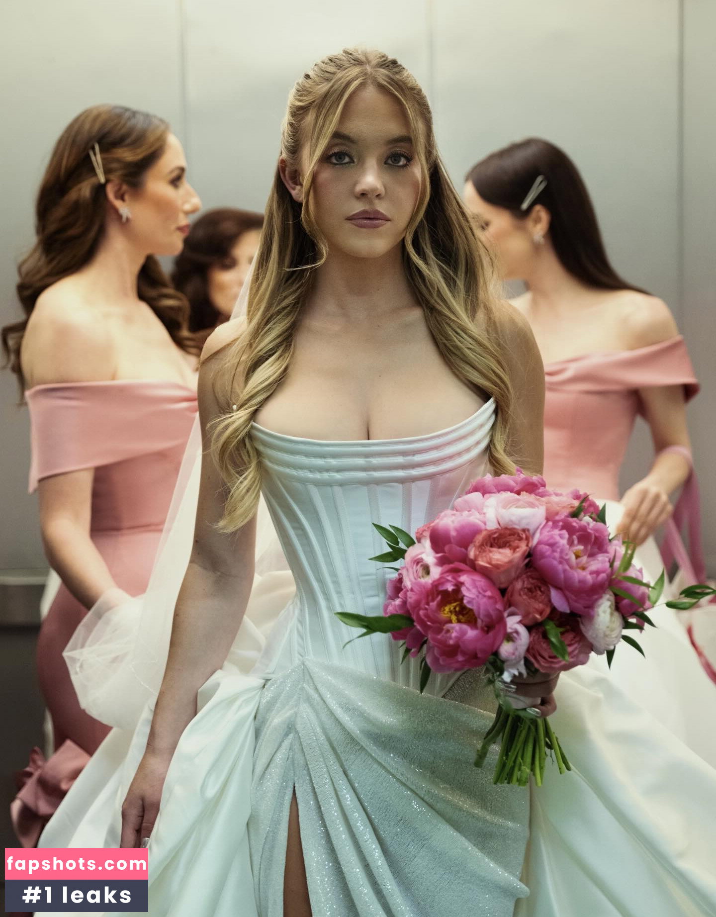 Sydney Sweeney gallery photo #28