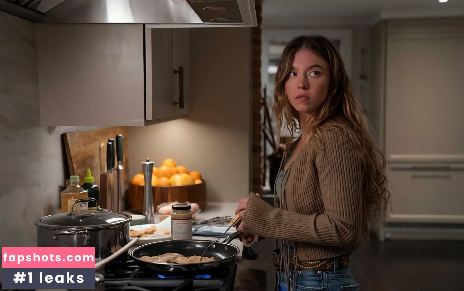 Sydney Sweeney gallery photo #157