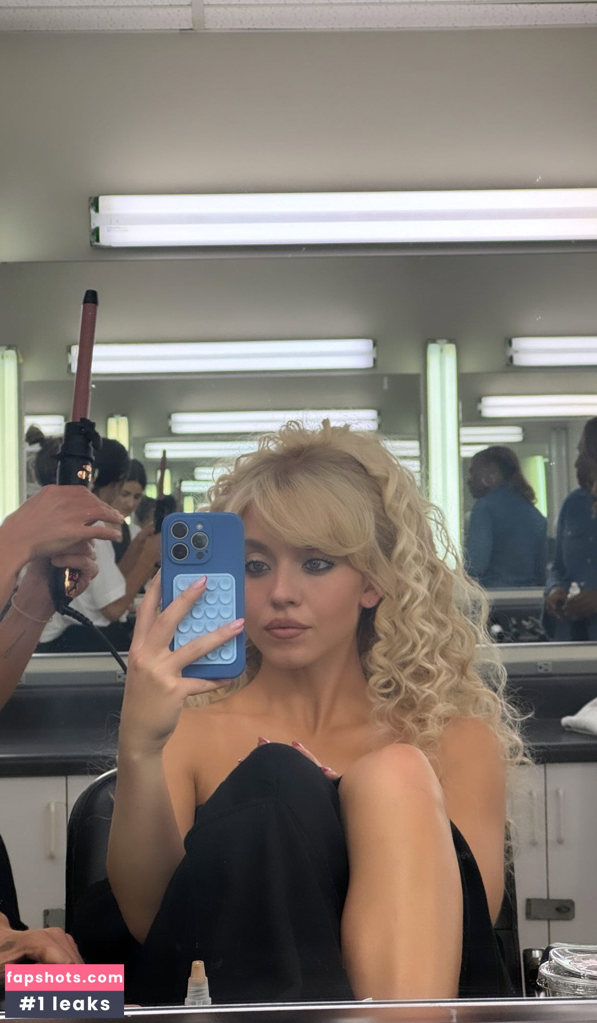 Sydney Sweeney gallery photo #196