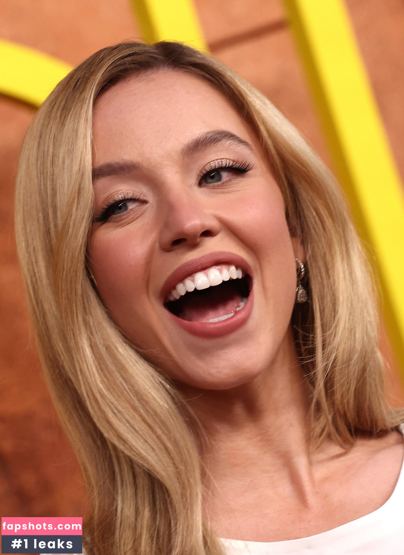 Sydney Sweeney gallery photo #219