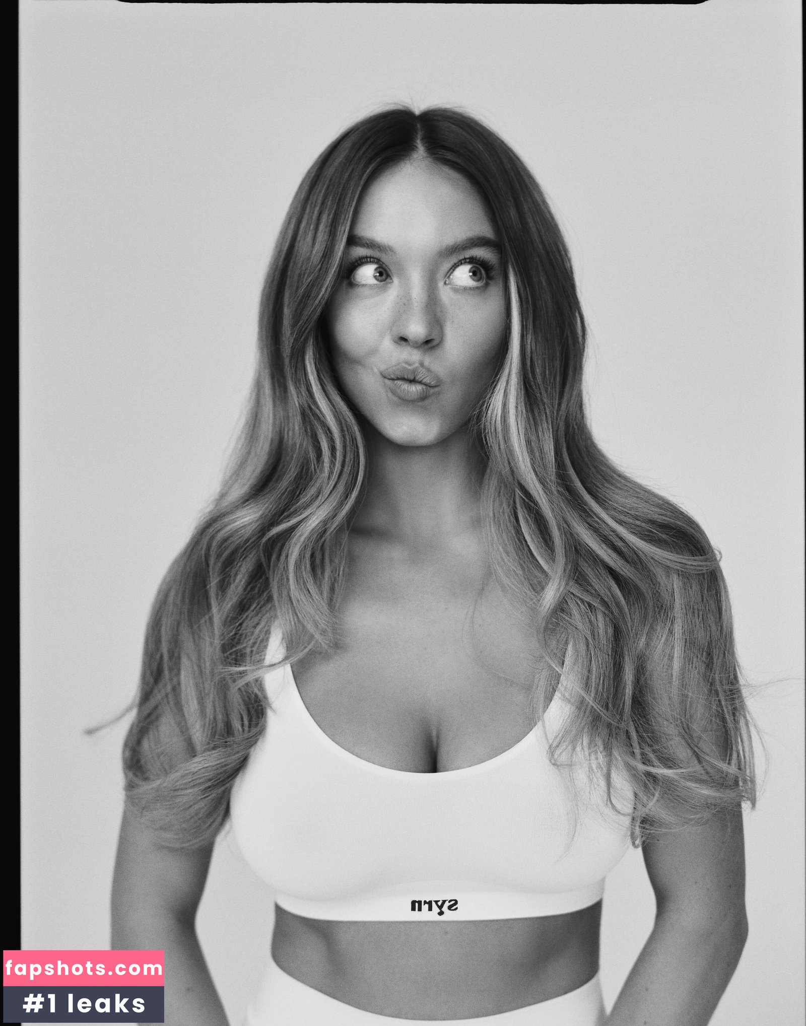 Sydney Sweeney gallery photo #237