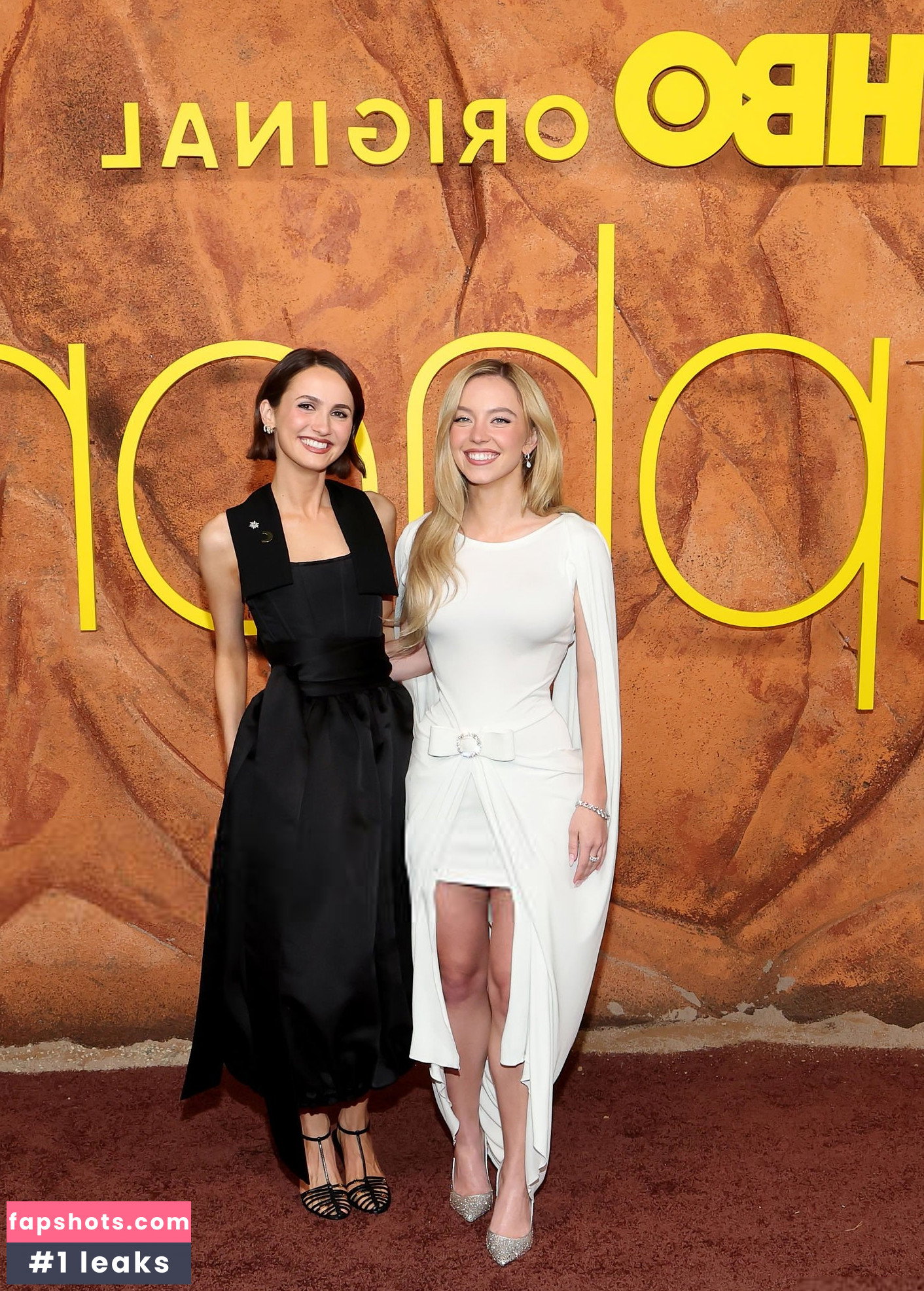 Sydney Sweeney gallery photo #320