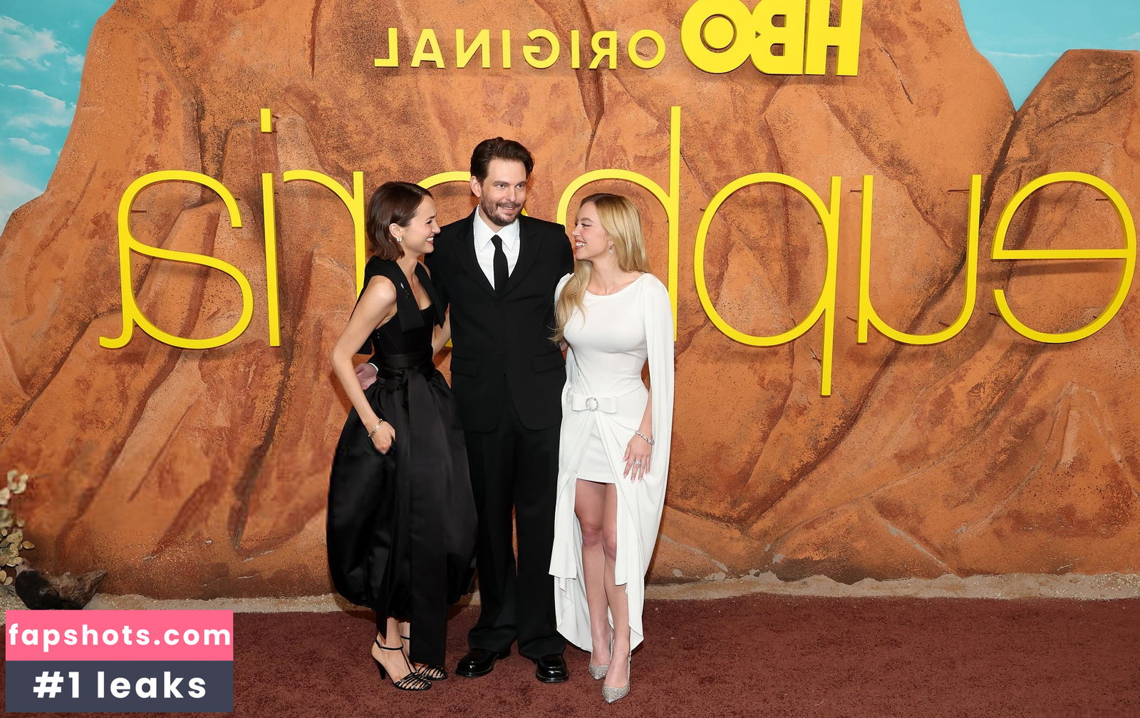 Sydney Sweeney gallery photo #342