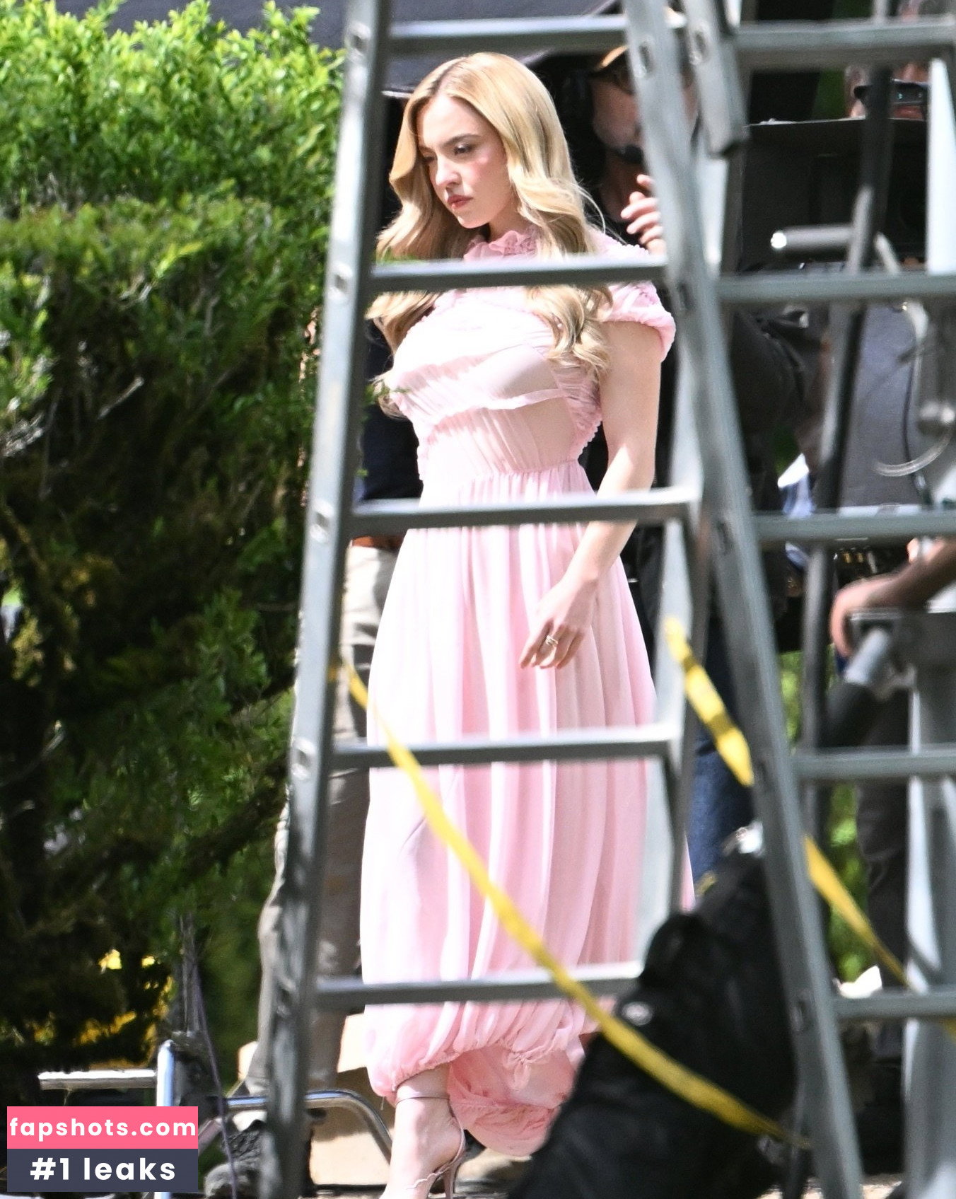 Sydney Sweeney gallery photo #414